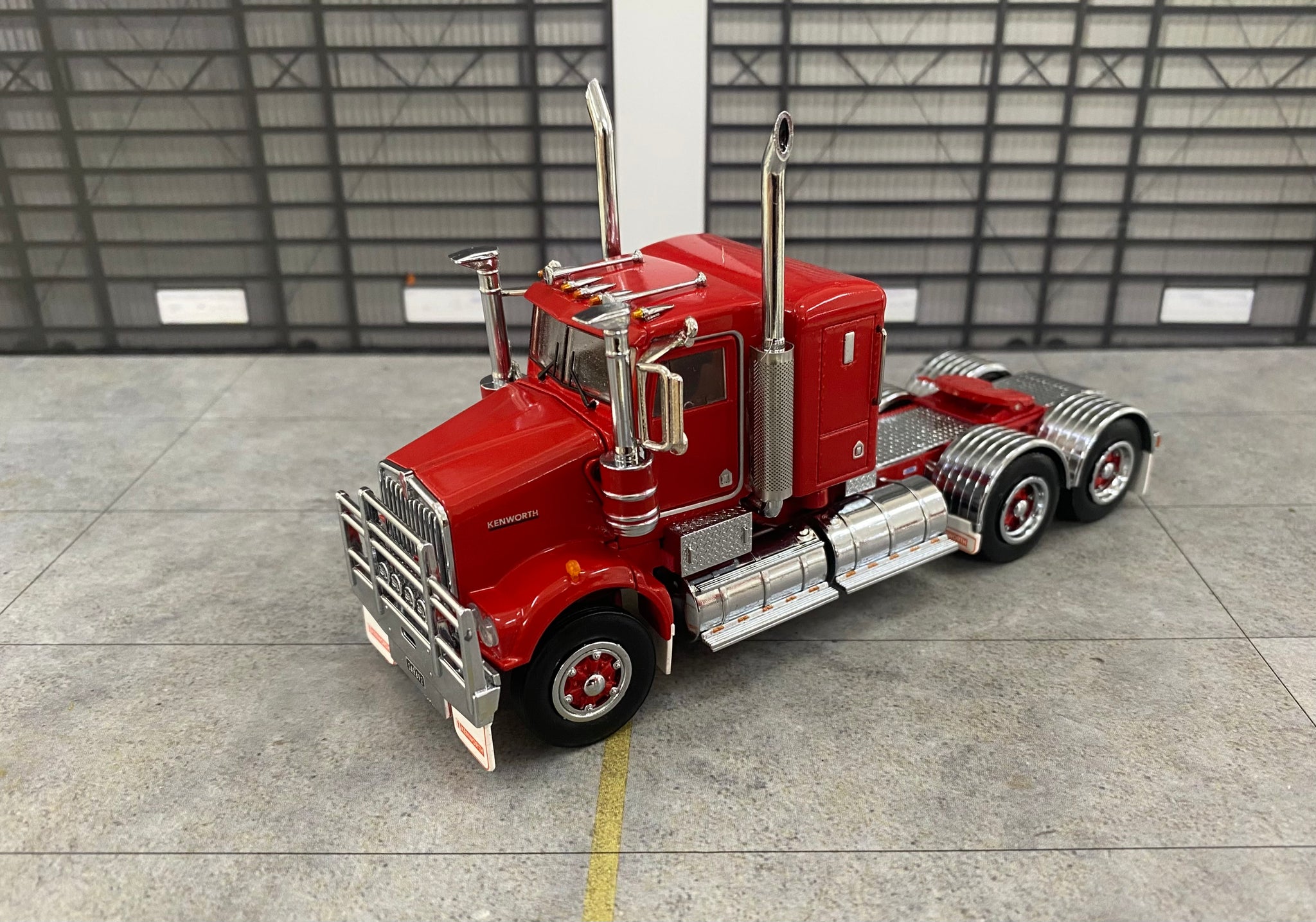 *KENWORTH SAR LOWLINE BUNK - iconicreplicas